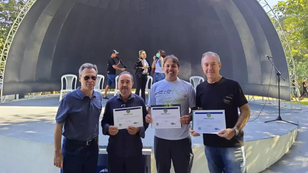 Cipem%20(Centro%20das%20Indústrias%20Produtoras%20e%20Exportadoras%20de%20Madeira%20de%20Mato%20Grosso)